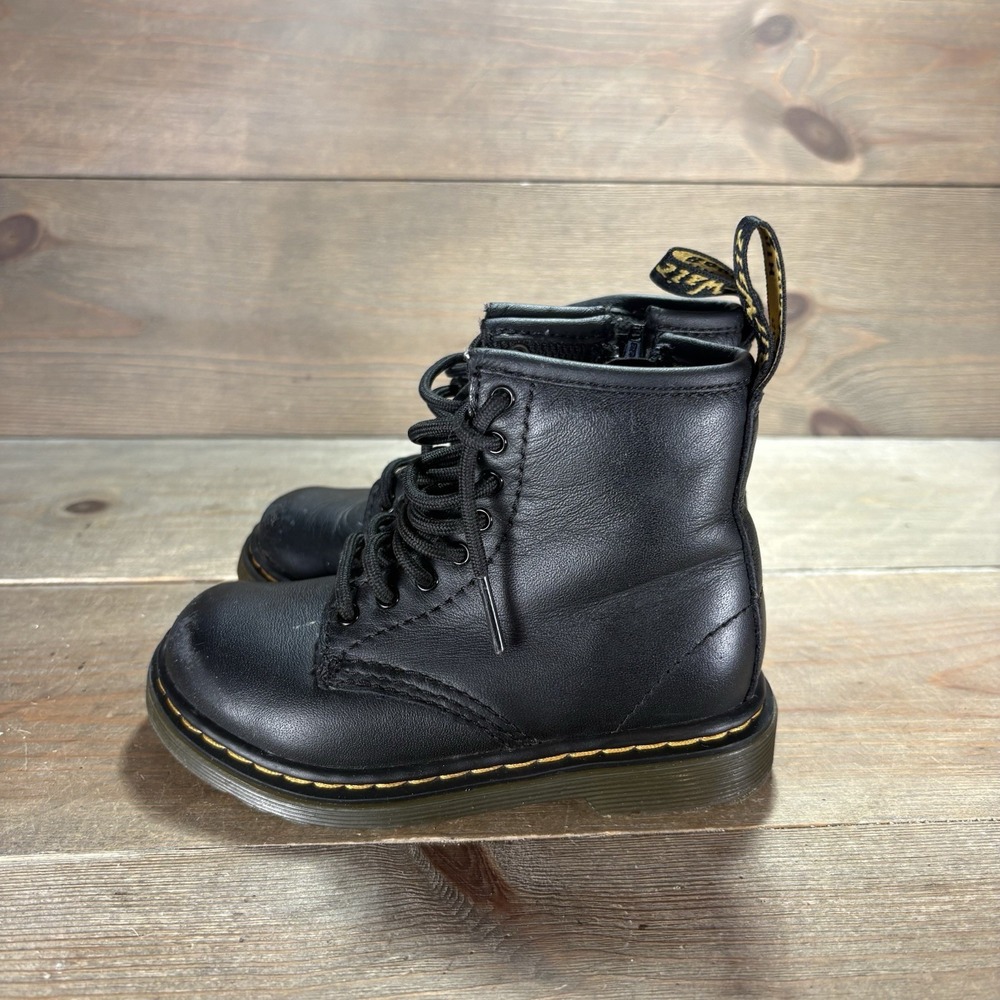 dr martens 1460 kids youth size 8 shoes black leather combat boots
